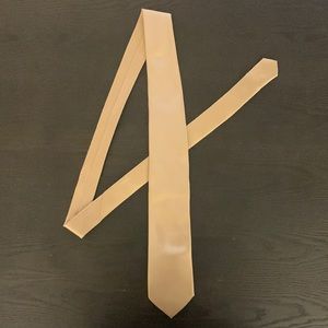 Joseph & Feiss Gold Tie